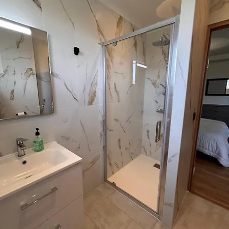 Apartman - A La Campagne, Marinette Lias