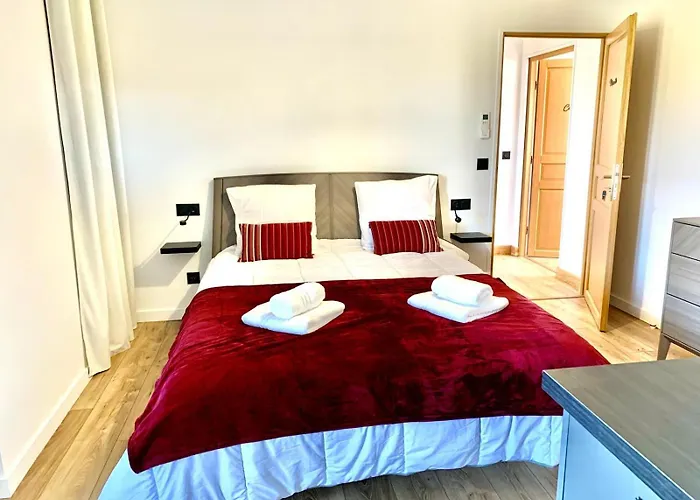 - A La Campagne, Marinette *